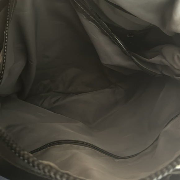 Kenneth Cole Backpack - Picture 4 of 7